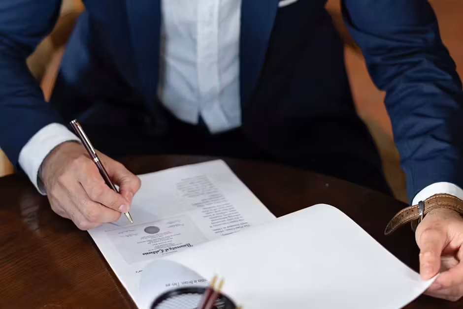 Come blindare il contratto contro gli extra